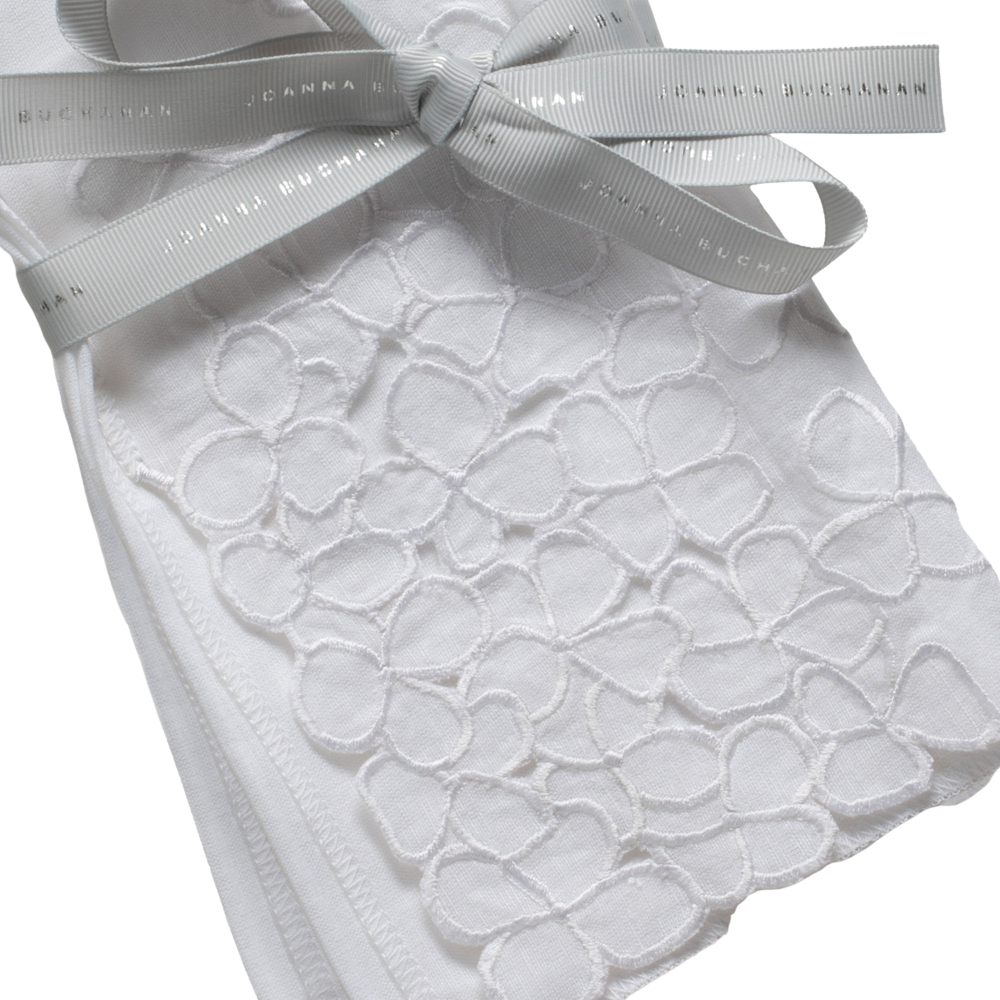 Hydrangea Dinner Napkins in White, Set of Two