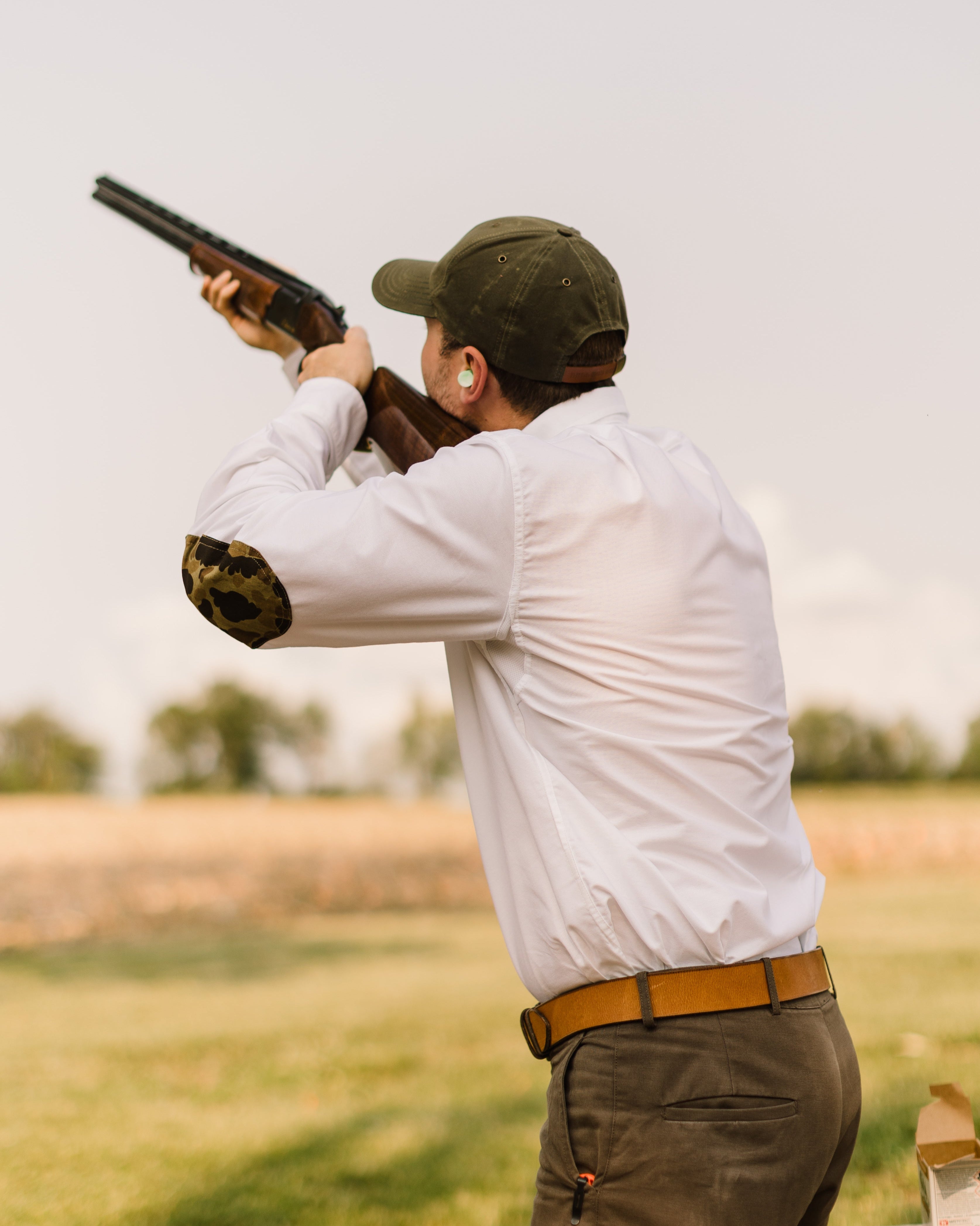 Sportsmans Shirt - White Oxford/Original Camo