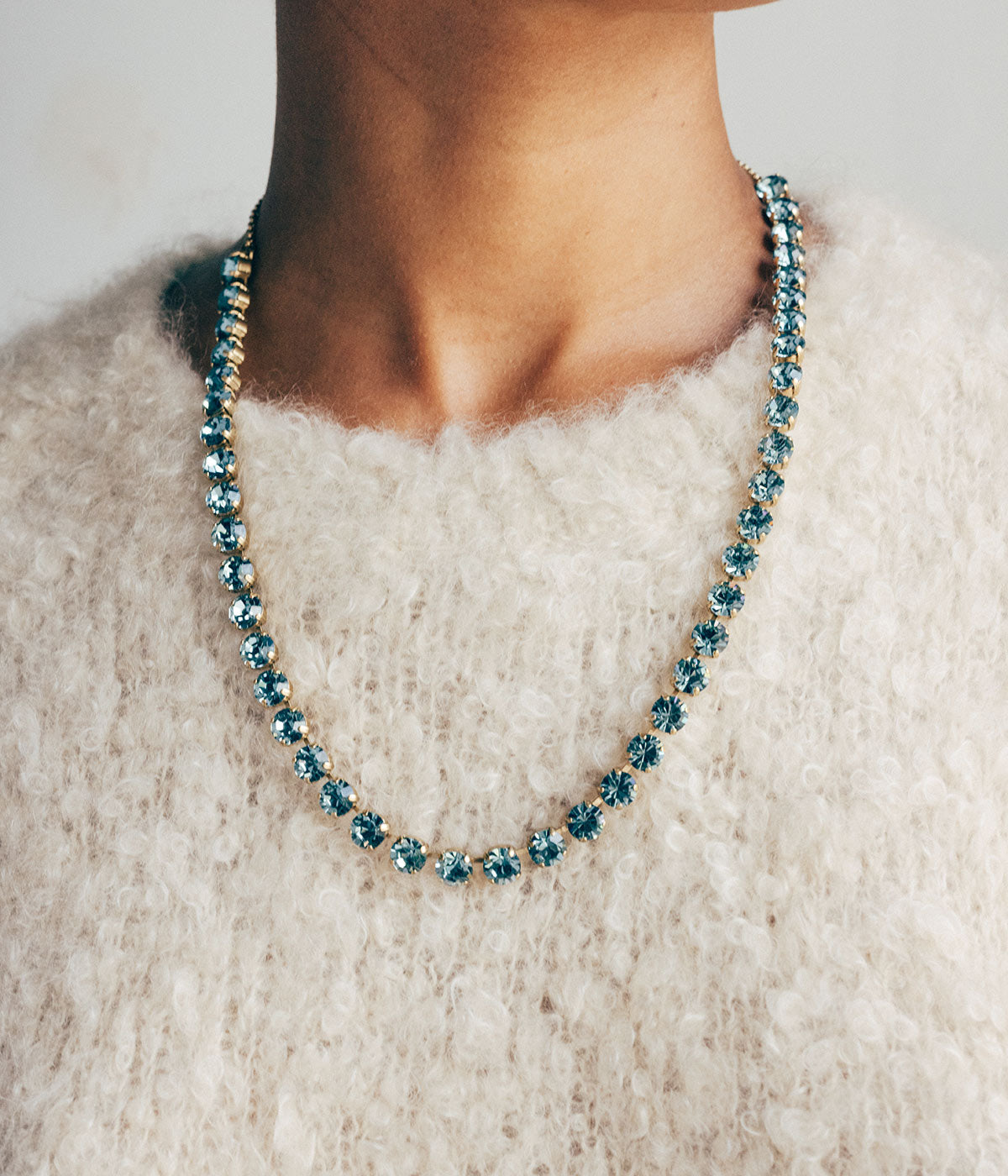 Arista Slider Necklace in Apricot