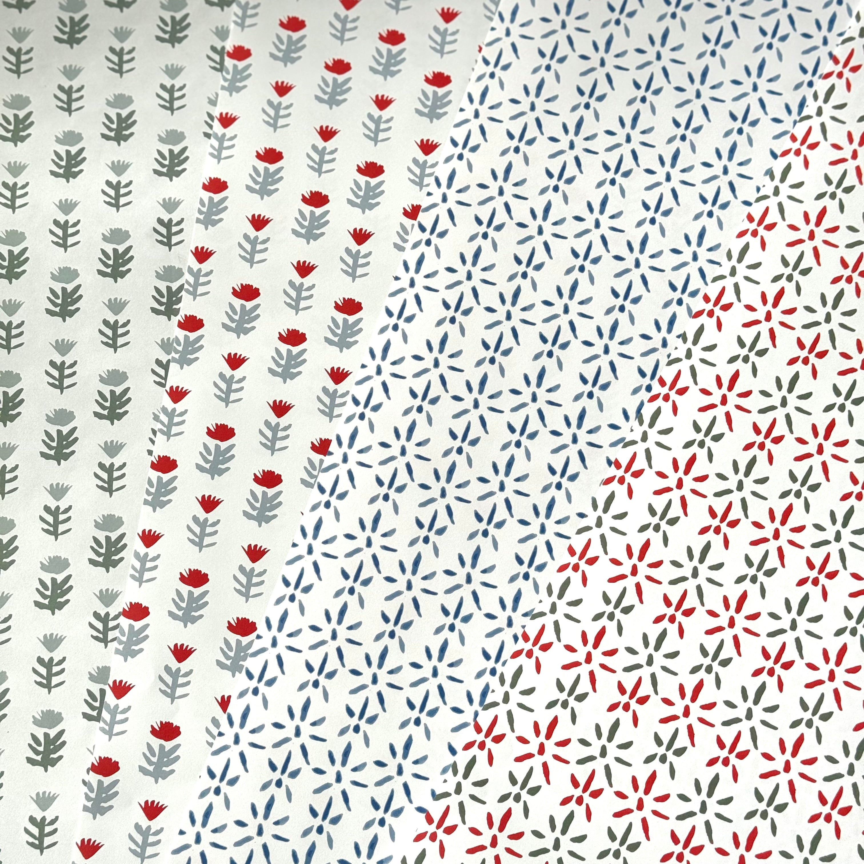 Gift Wrap - Claire in Poppy