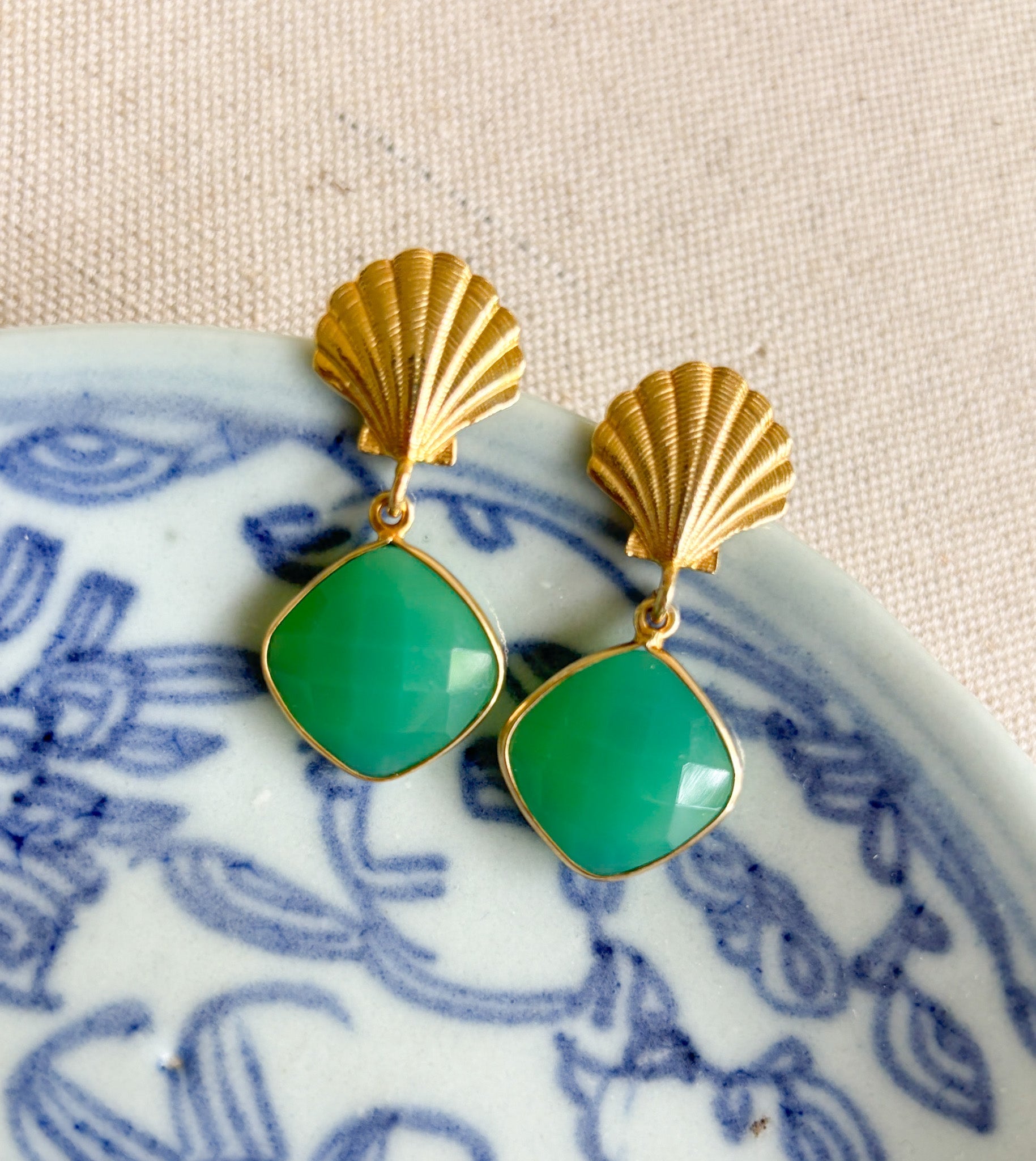 Ocean Shell Green Calcedony Drop Earring