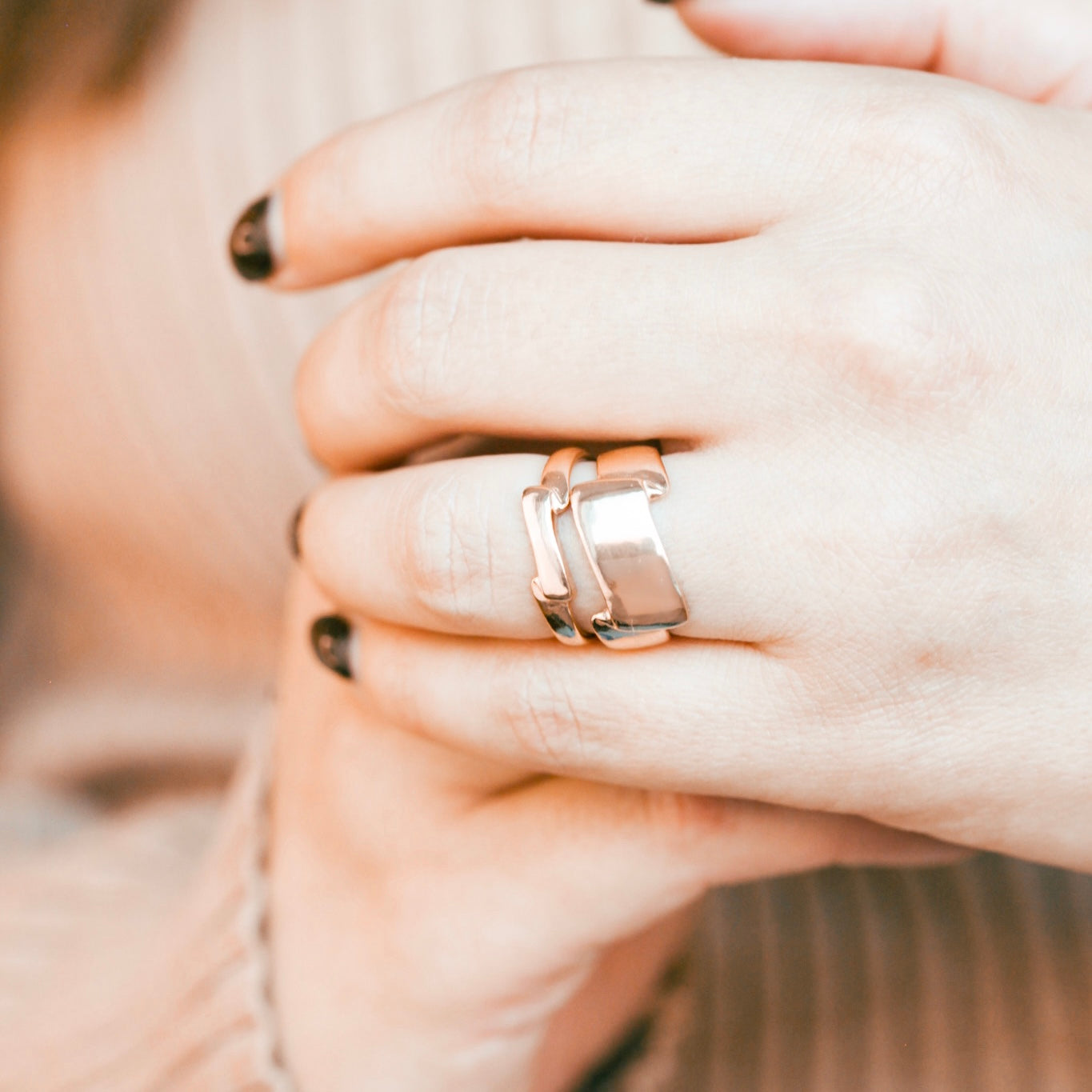 Wide Ribbon Ring