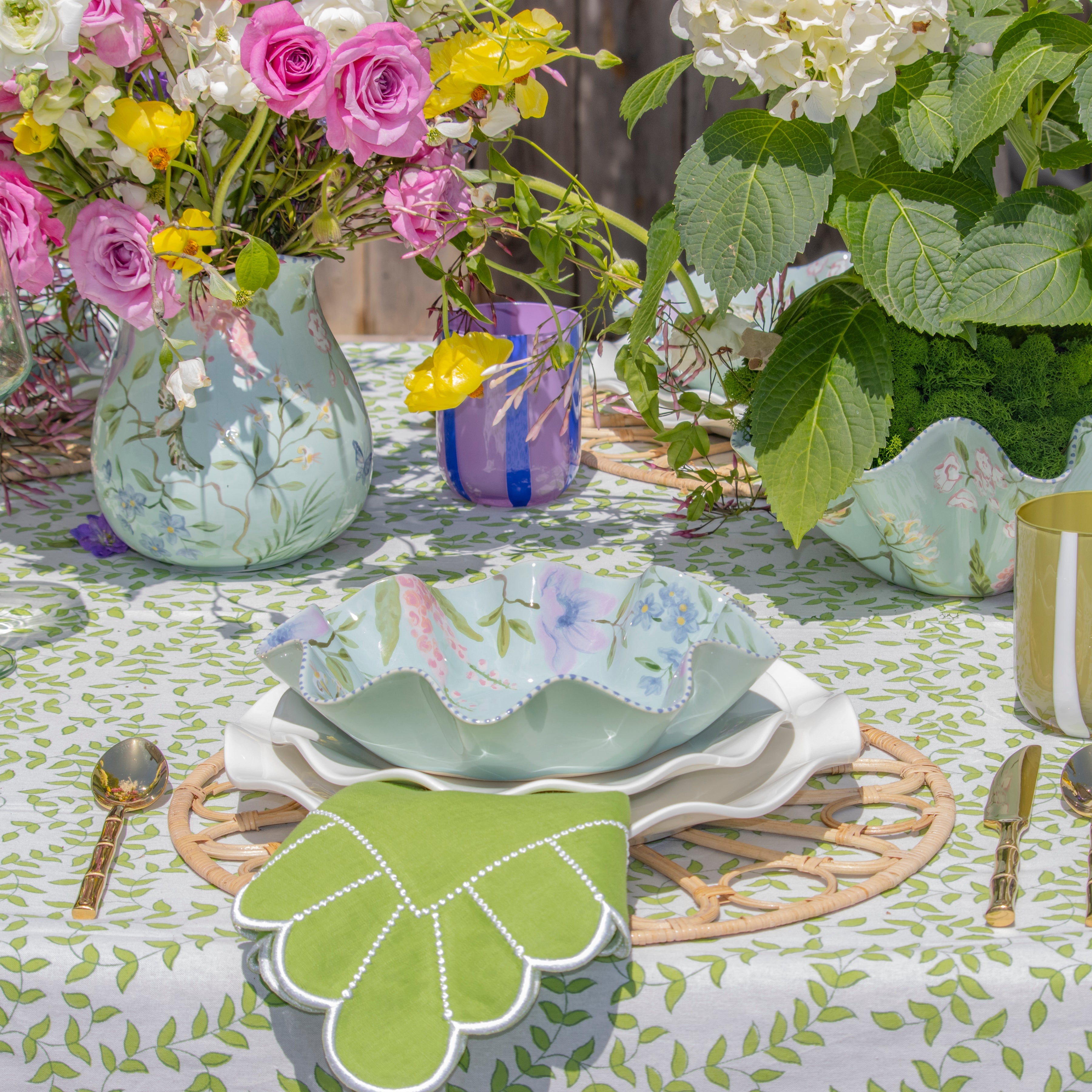 Allora Southern Chinoiserie Wavy Bowl