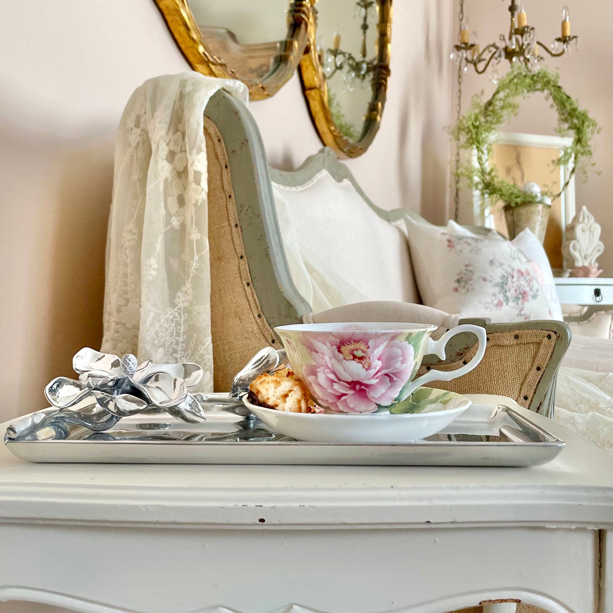 Magnolia Bon Bon Tray