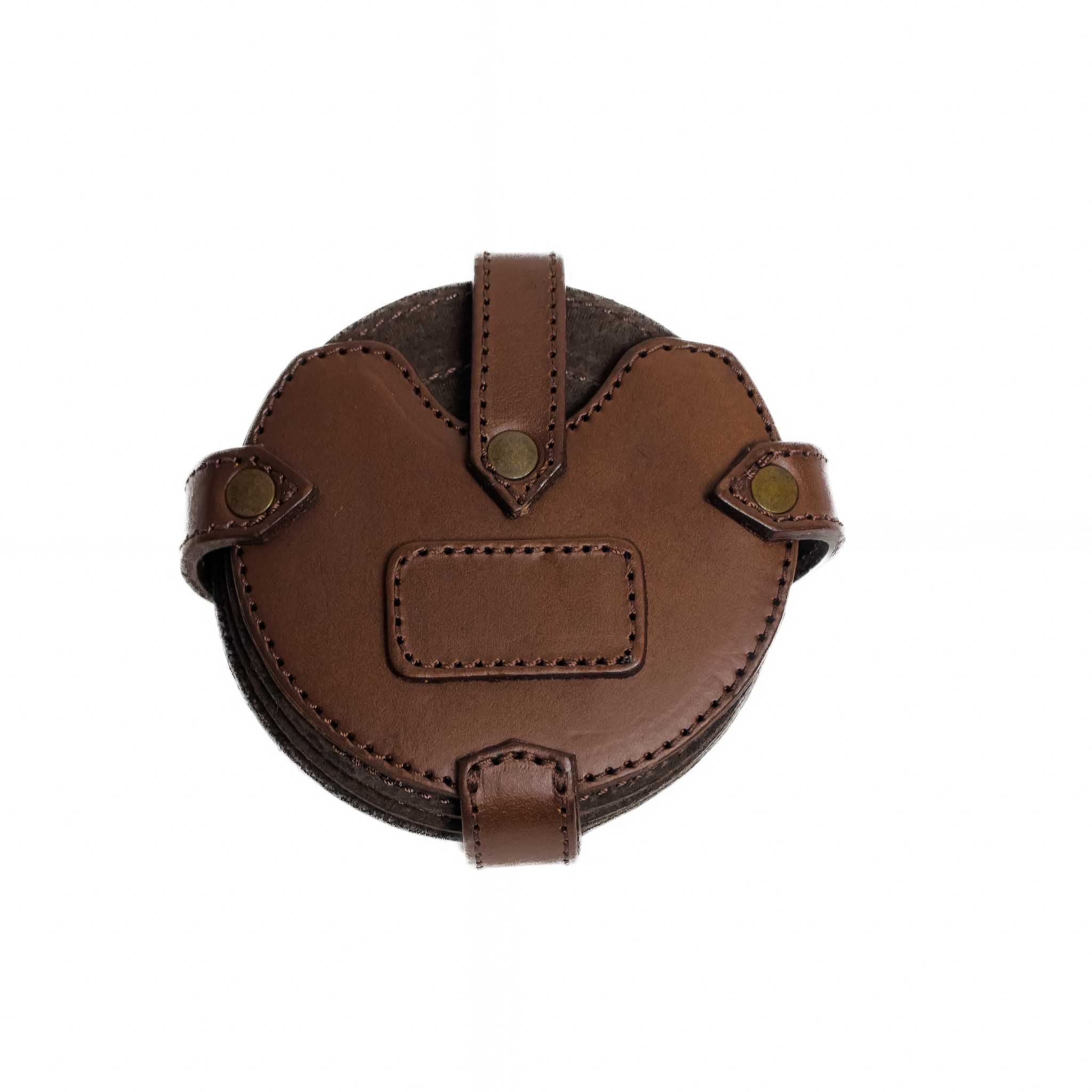 ESSENTIALS CYA LEATHER TRIVET SET
