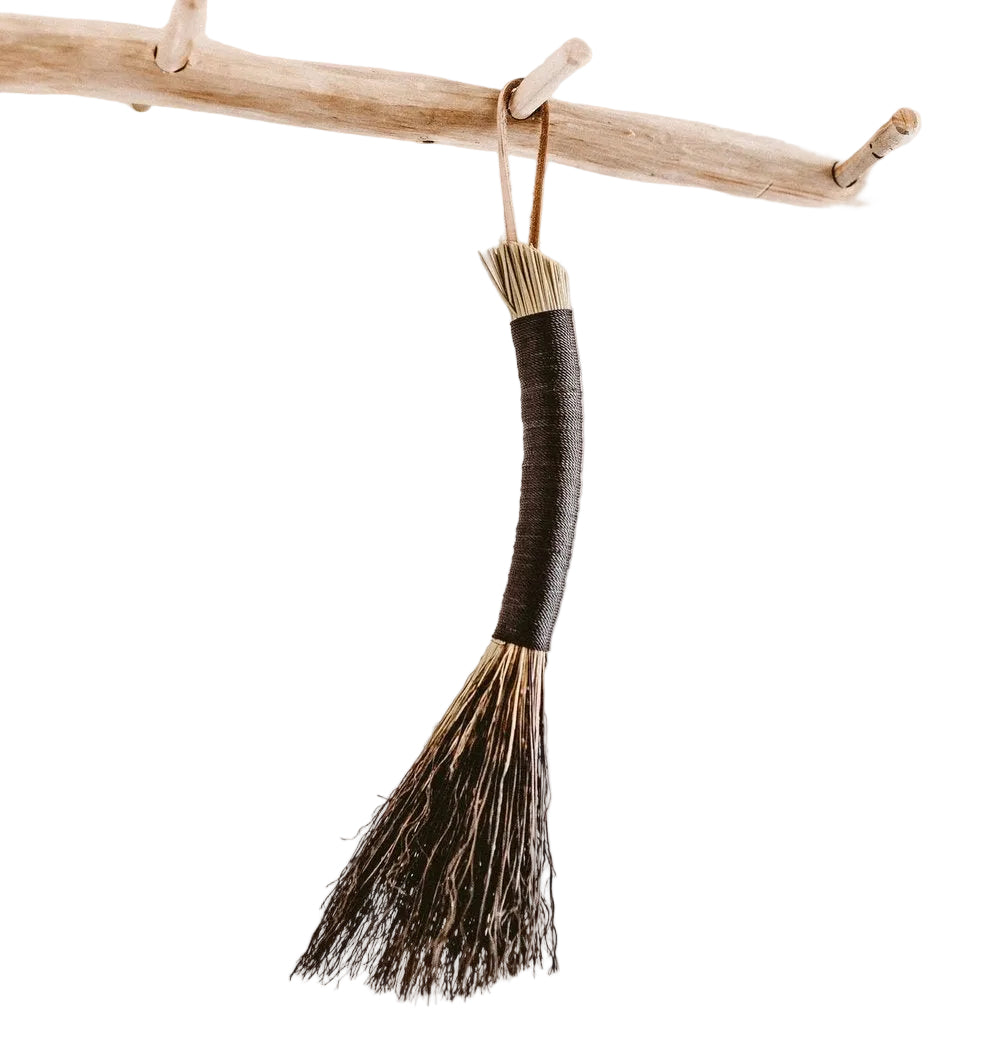 Gibbous broom
