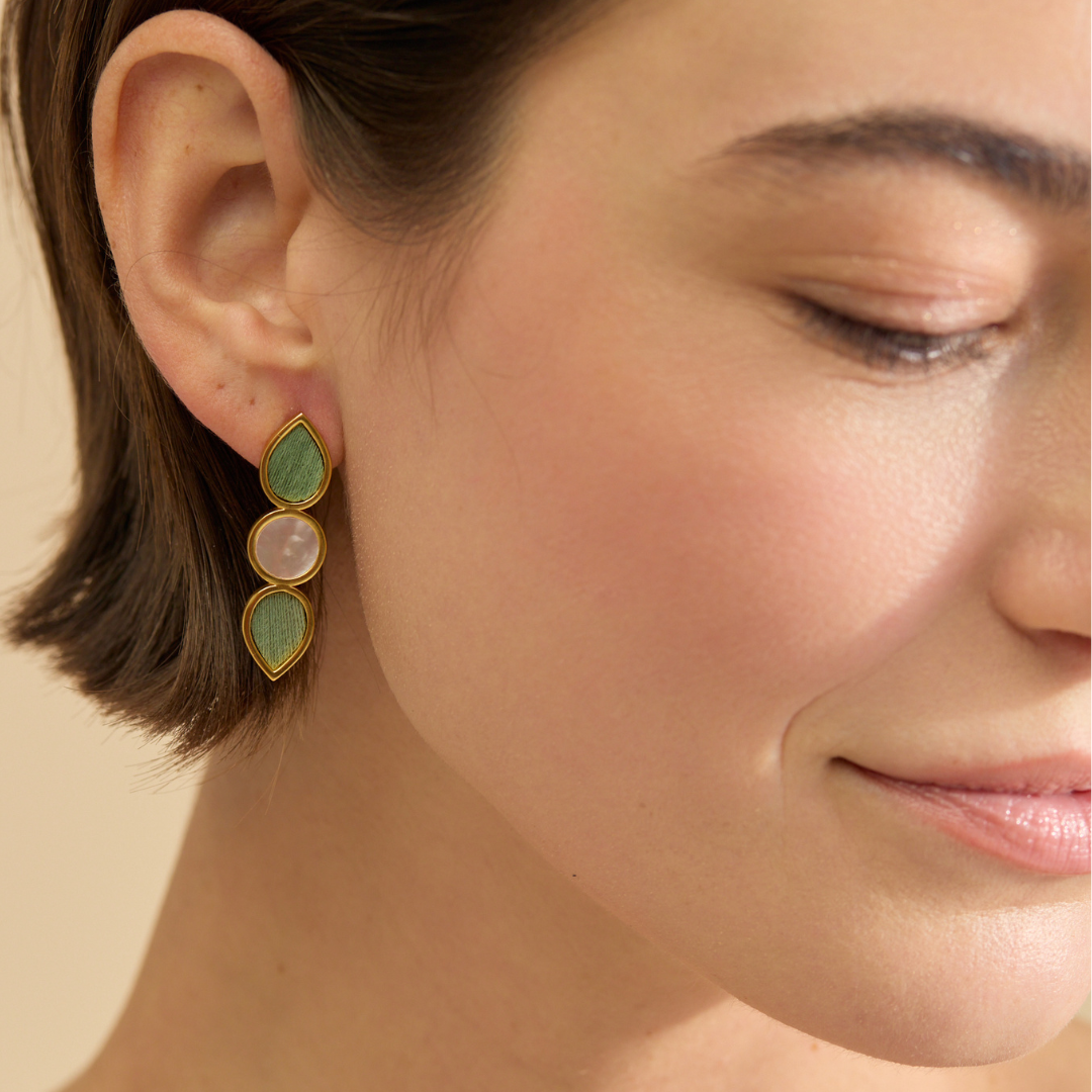 Romance Drop Earring