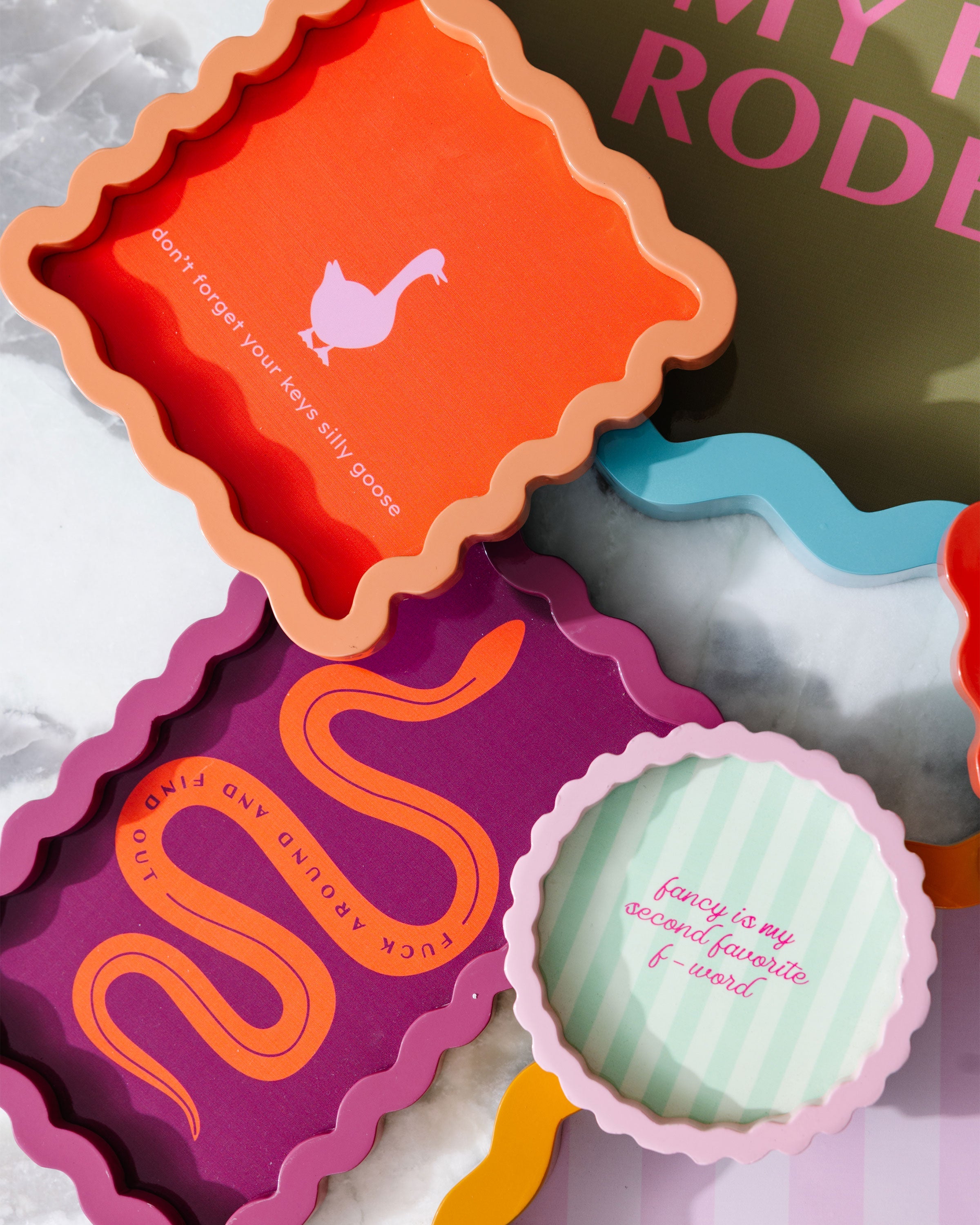 Furbish Studio Silly Goose Lacquer Tray - Thumbnail 4