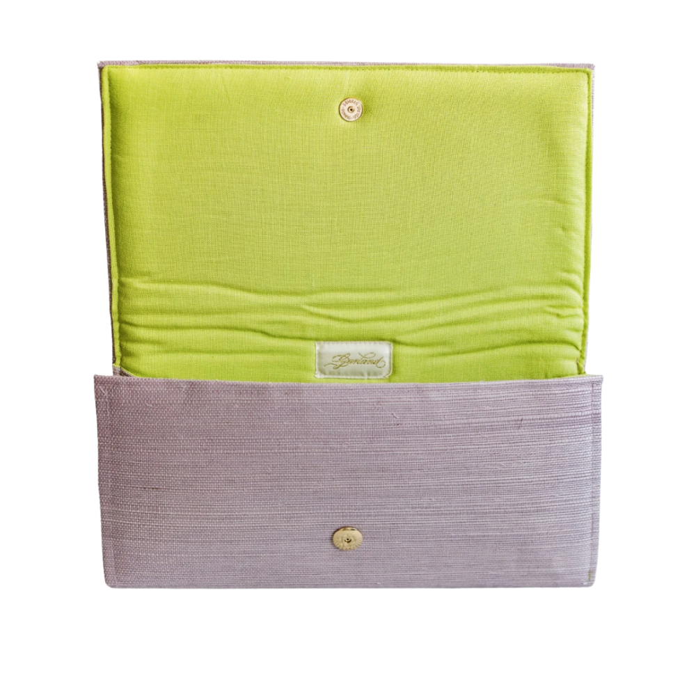 Alison Clutch x A Well Dressed Home