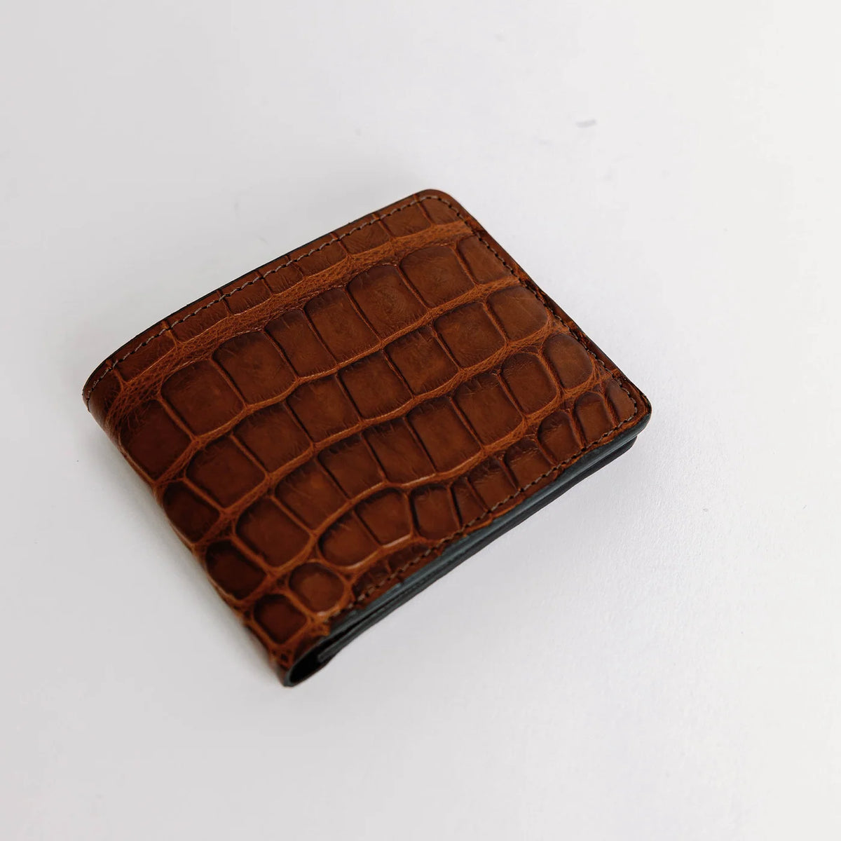 Chestnut Alligator Traditional Bifold