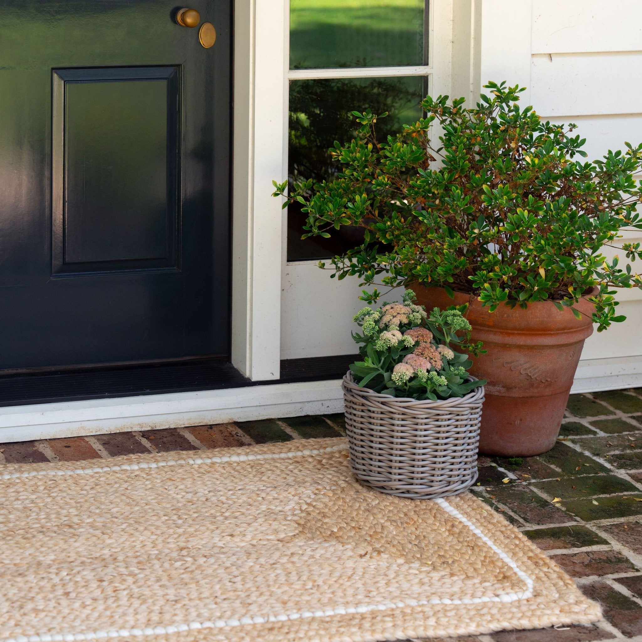 Braided Jute Doormat with Hand-spun Wool Accents