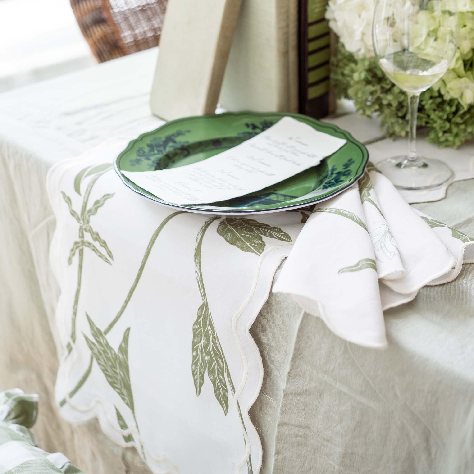 Garden Club Table Runner