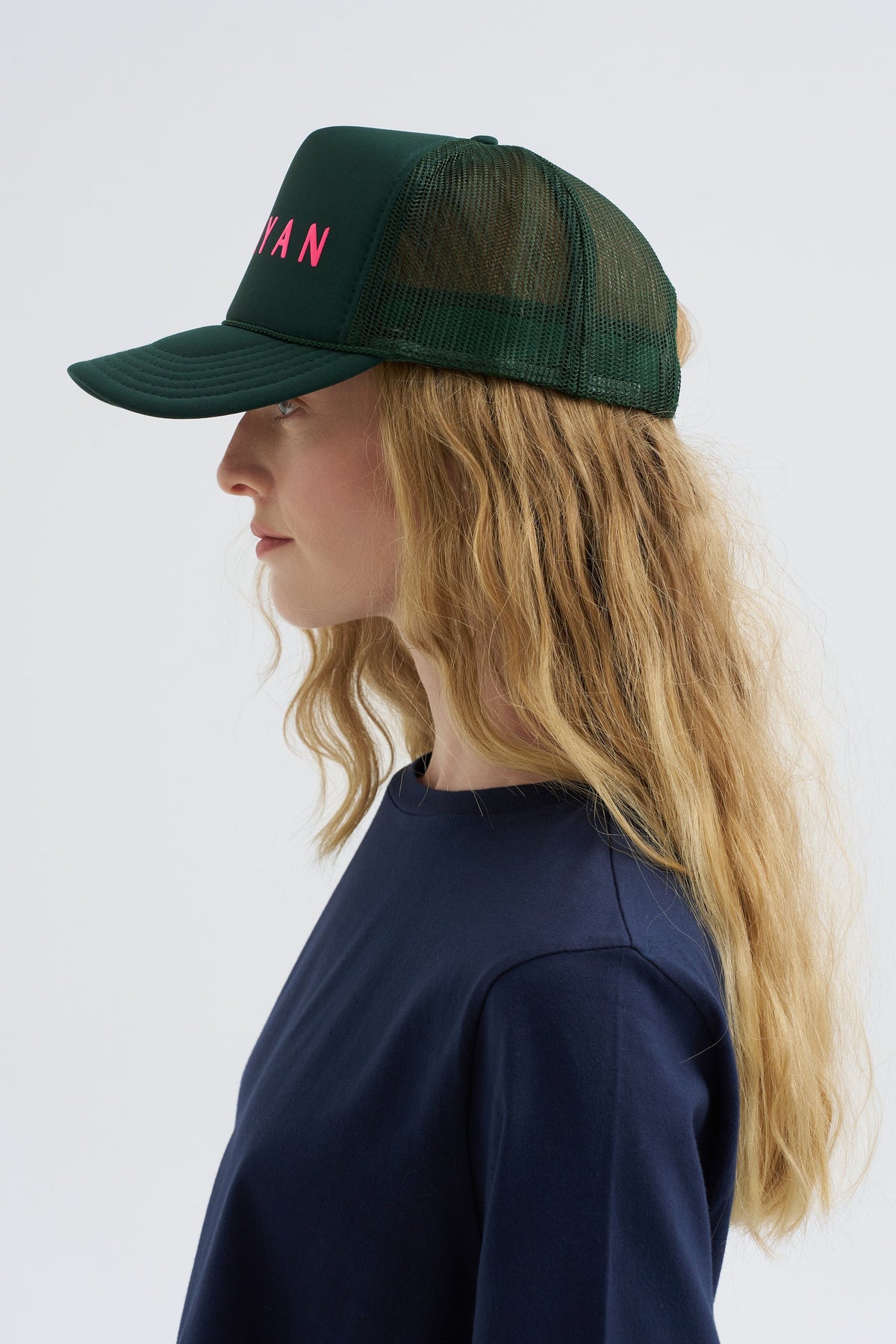 MOLYAN Trucker Hat