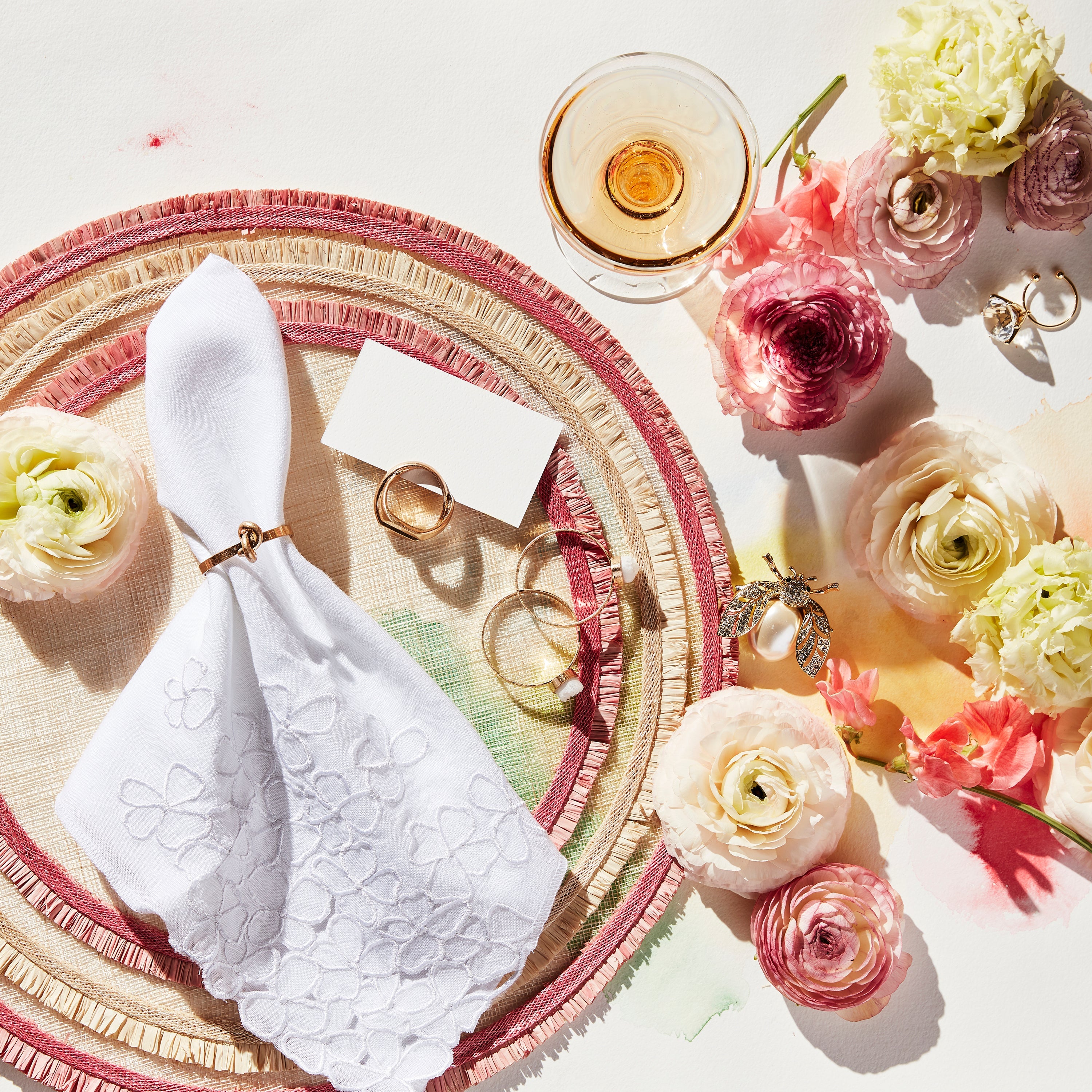Hydrangea Dinner Napkins in White, Set of Two