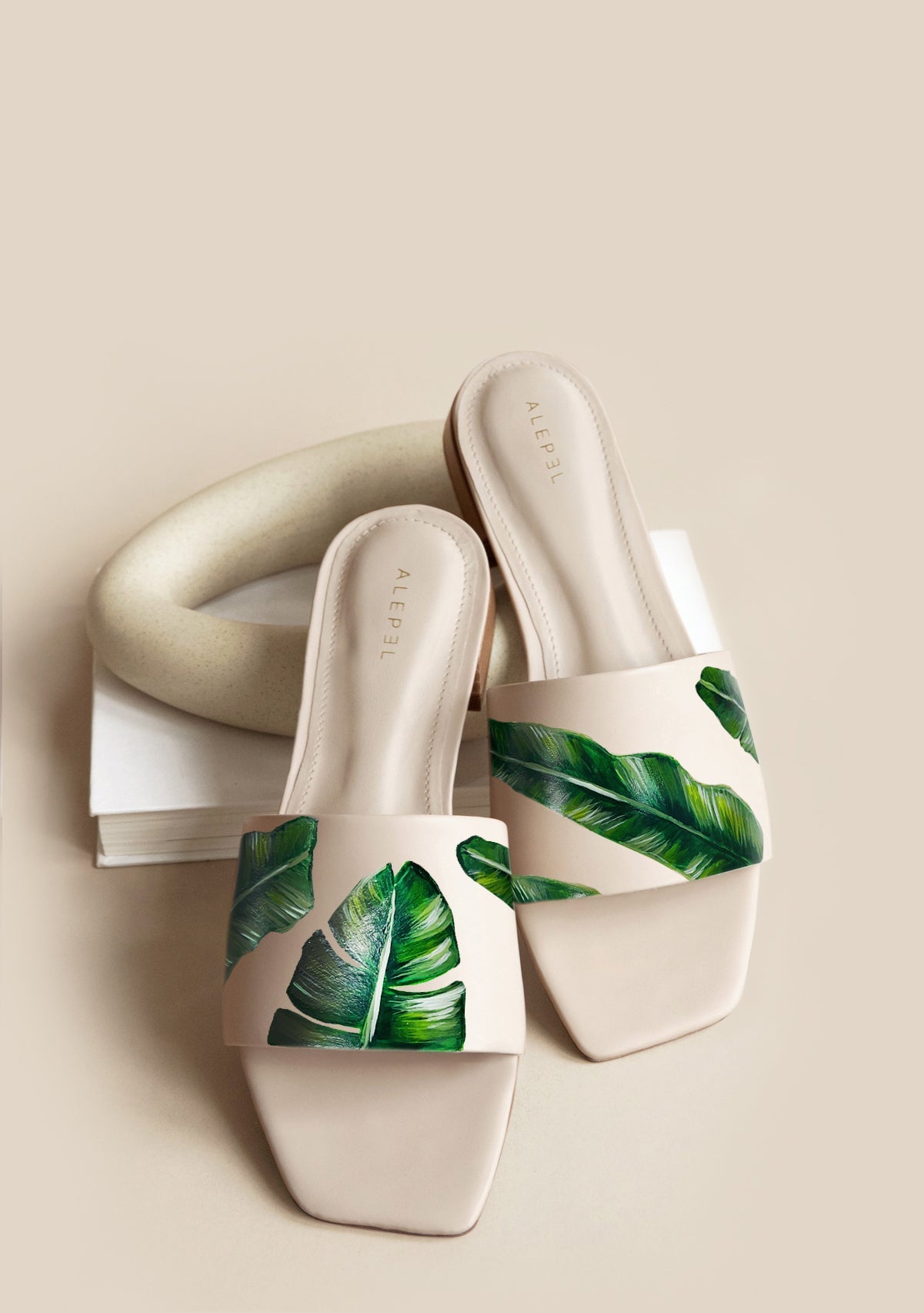 Green Palms Beige Square
