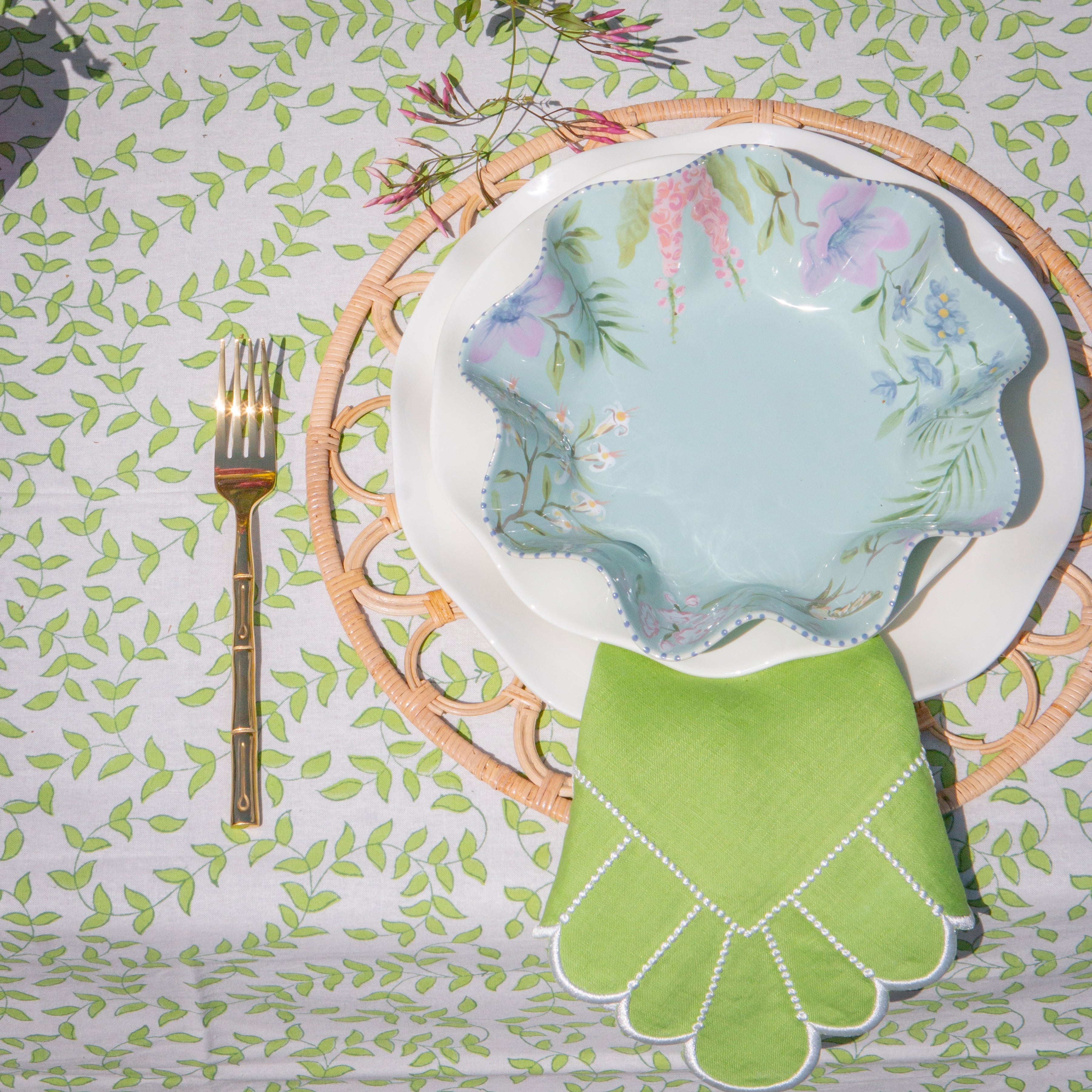 Allora Southern Chinoiserie Wavy Bowl