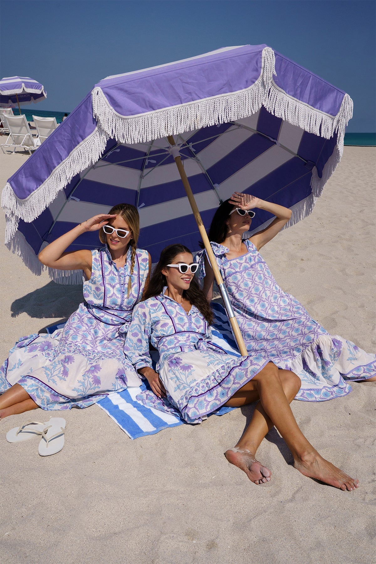 Sleeveless Sue Sartor Flounce in Periwinkle Daisy