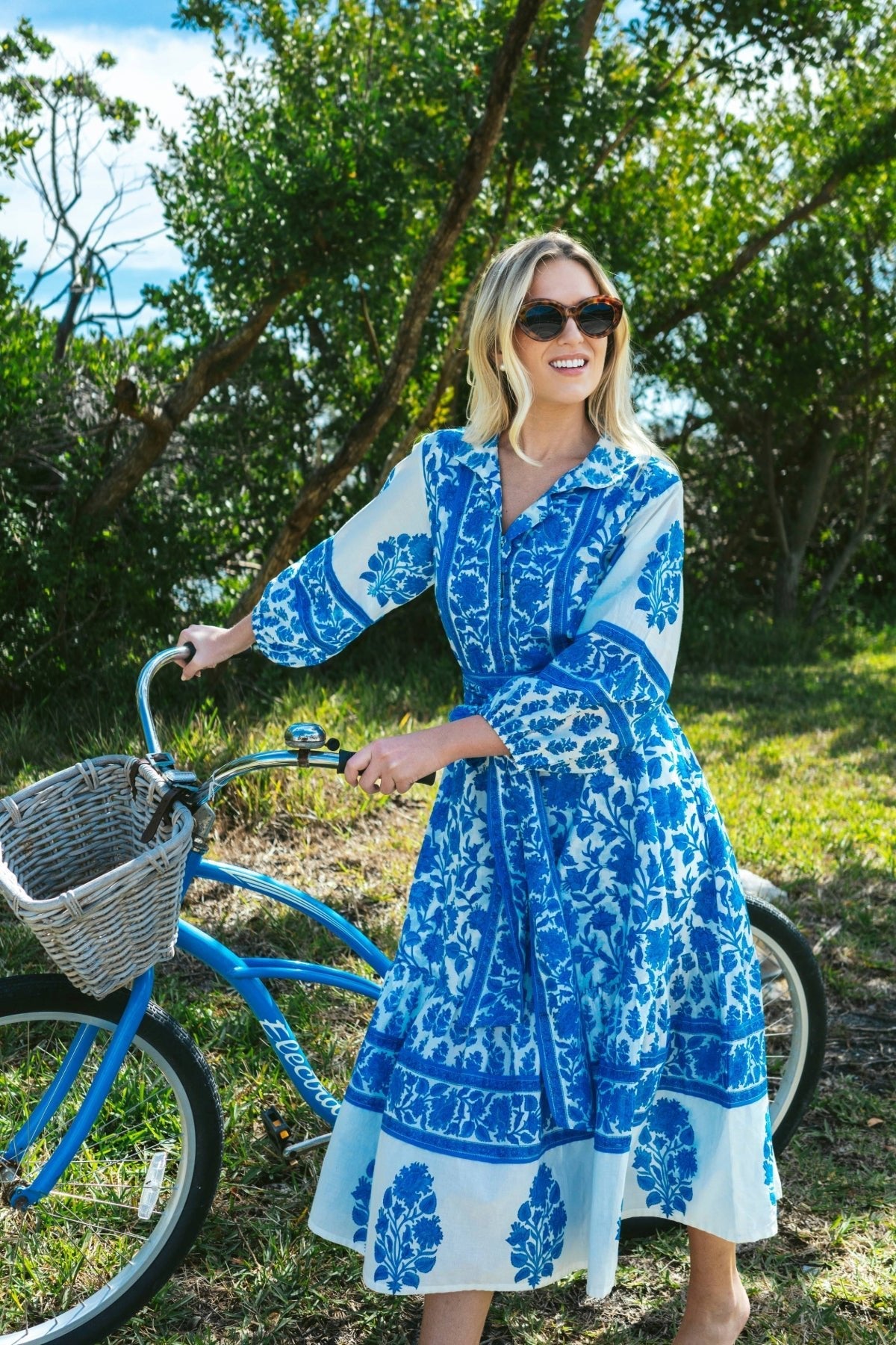 SUE SARTOR Flounce | Capri Blue Vintage Lily