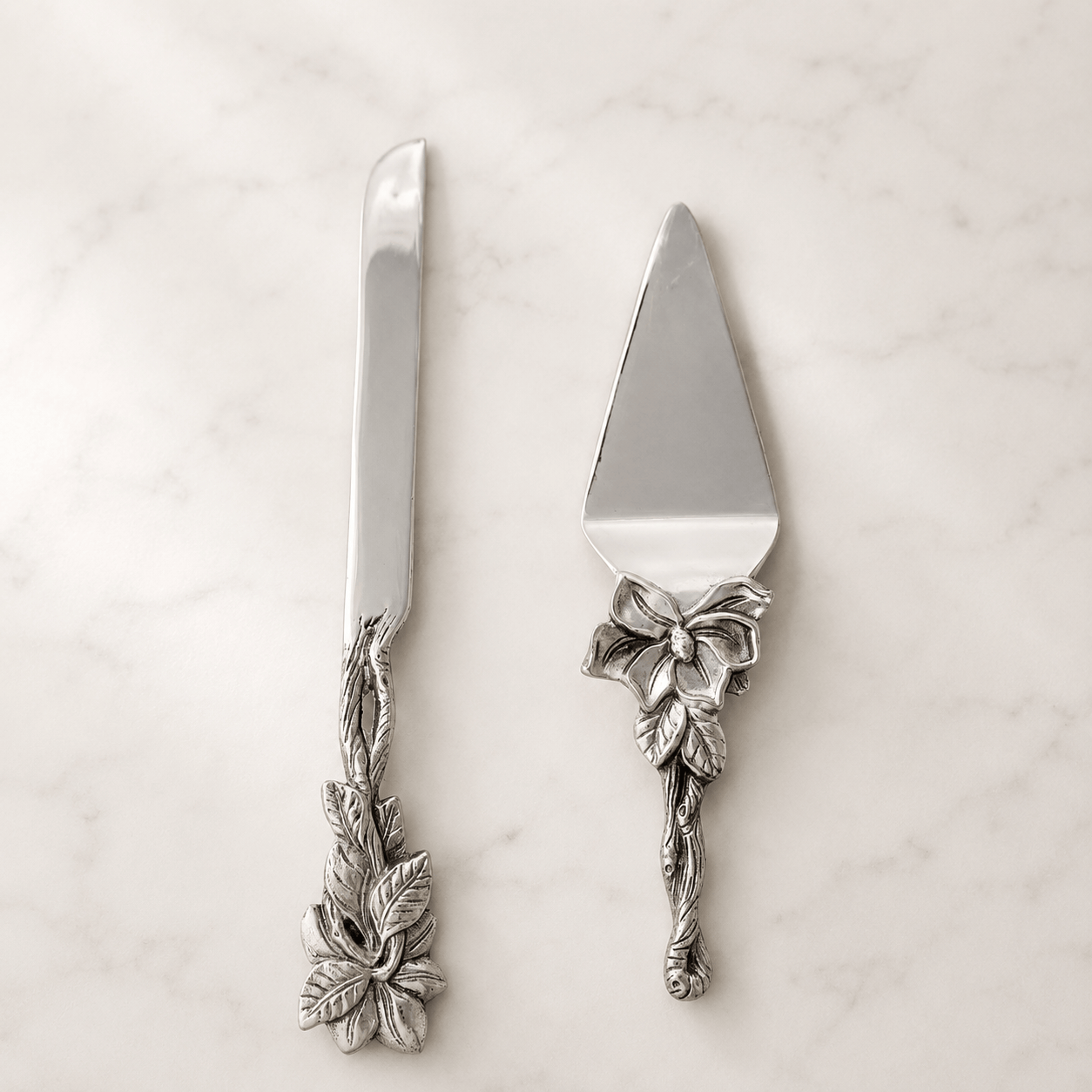 Magnolia Cake Knife and Pie Server