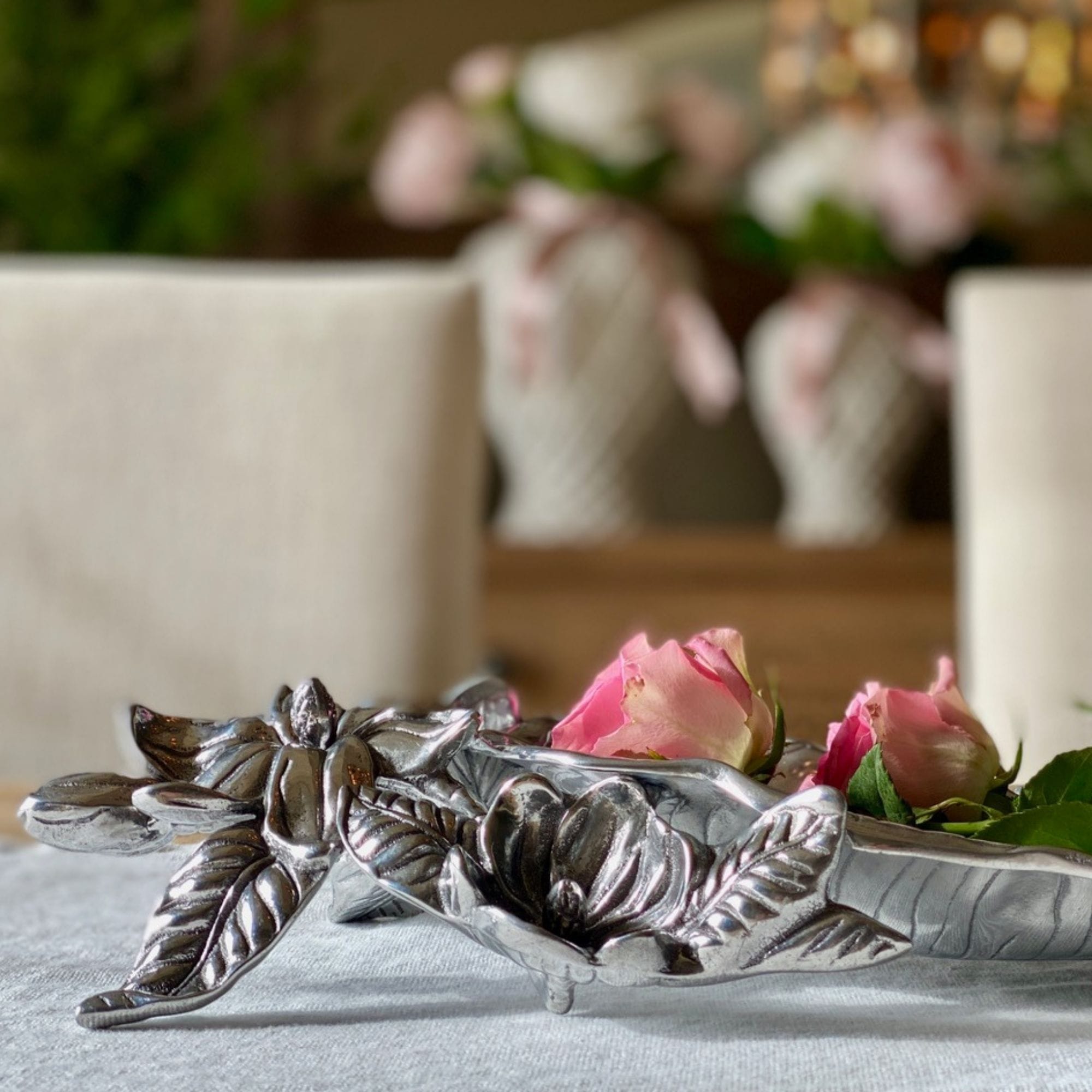 Magnolia Centerpiece Tray