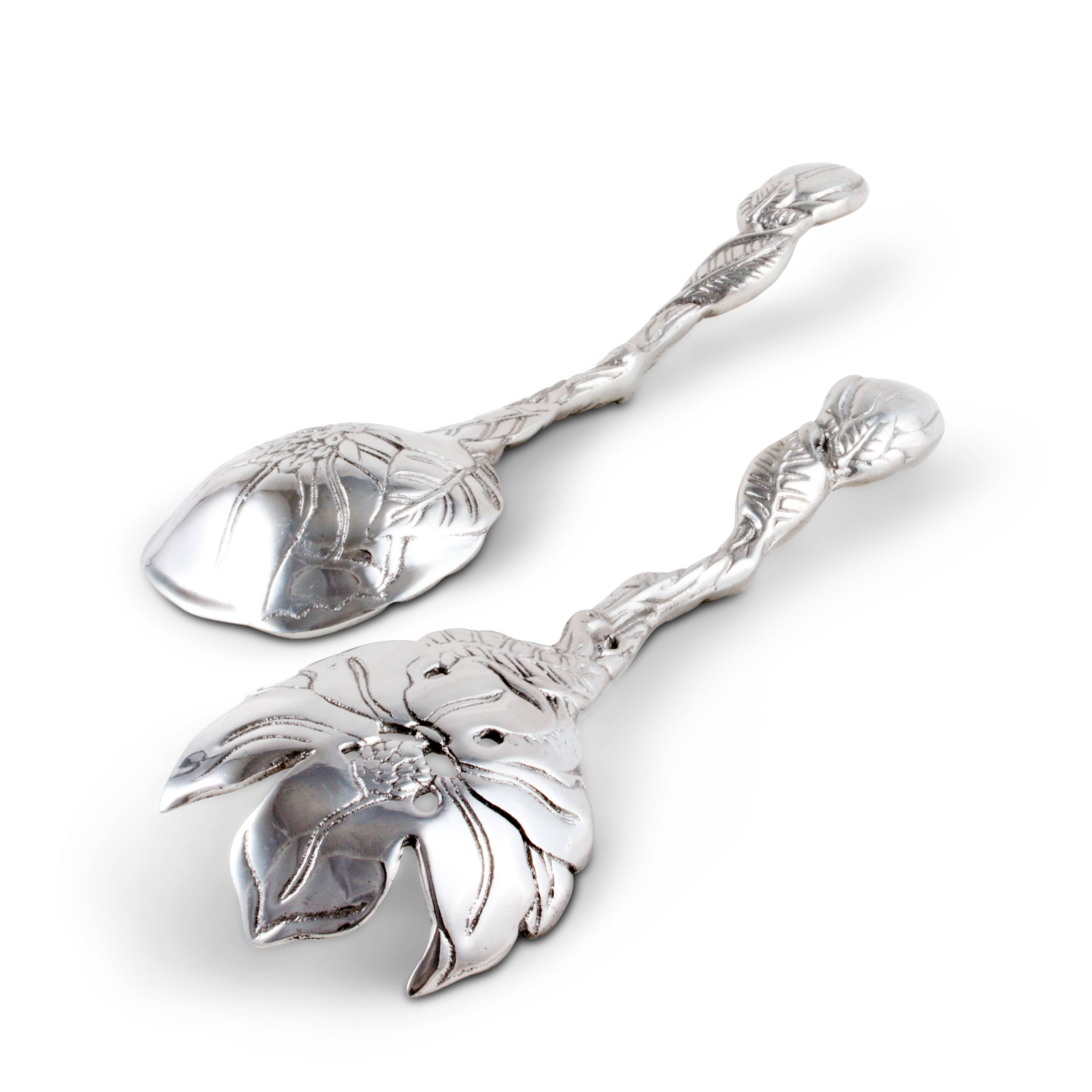 Magnolia Serving Set